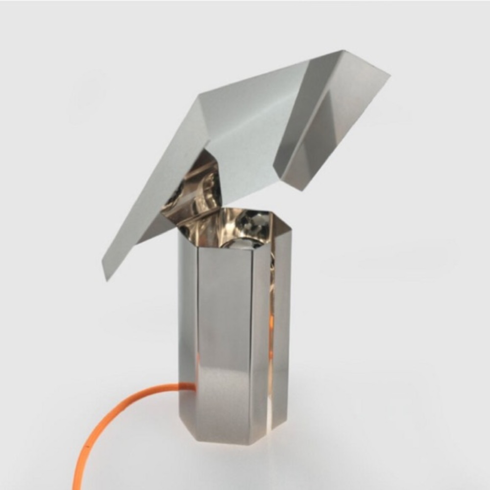 Table lamp designed by Müzz Design